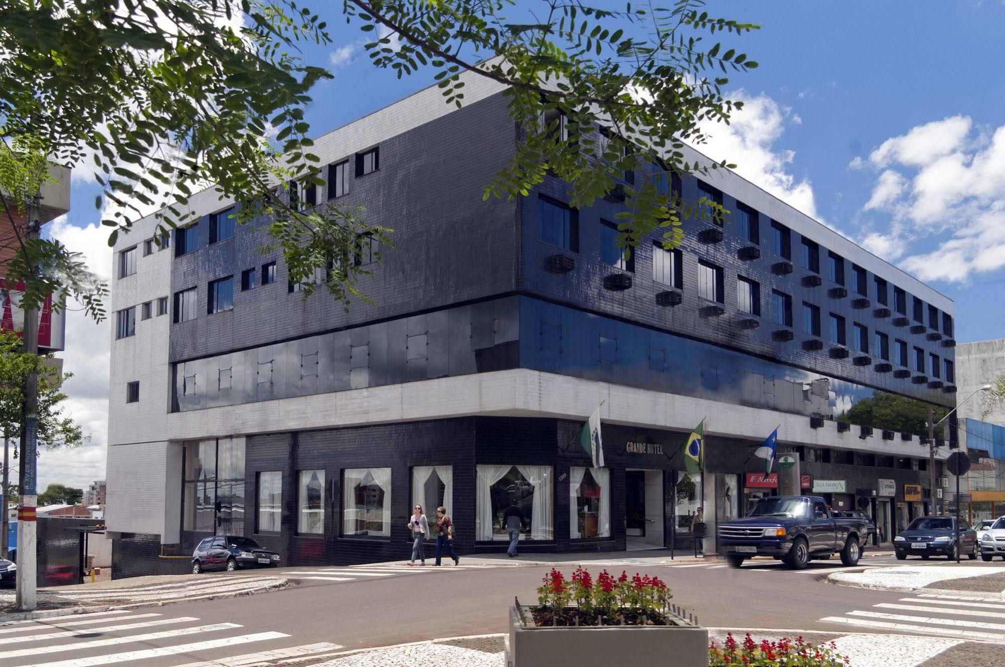 Grande Hotel גוארפואבה מראה חיצוני תמונה