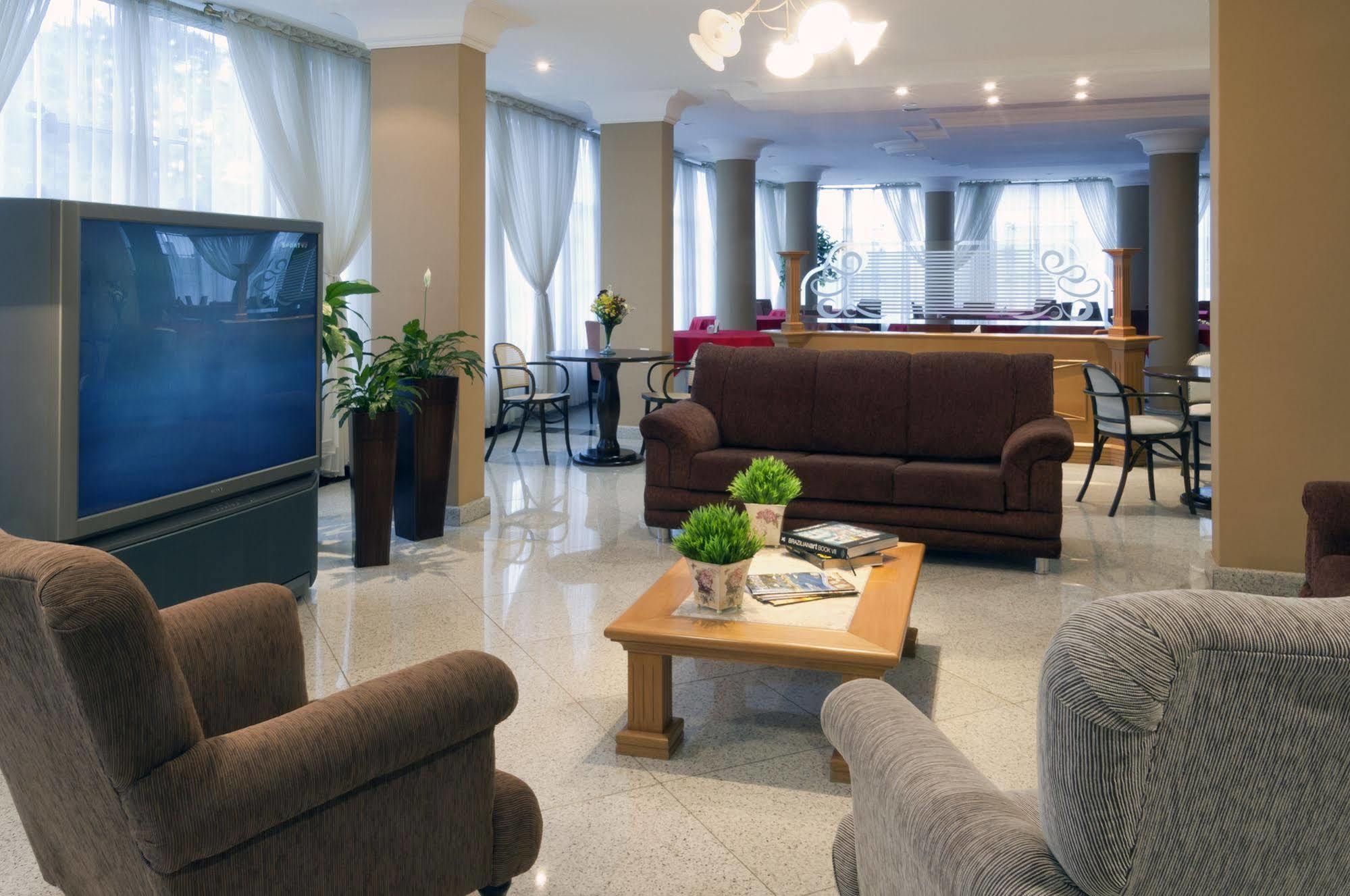 Grande Hotel גוארפואבה מראה חיצוני תמונה